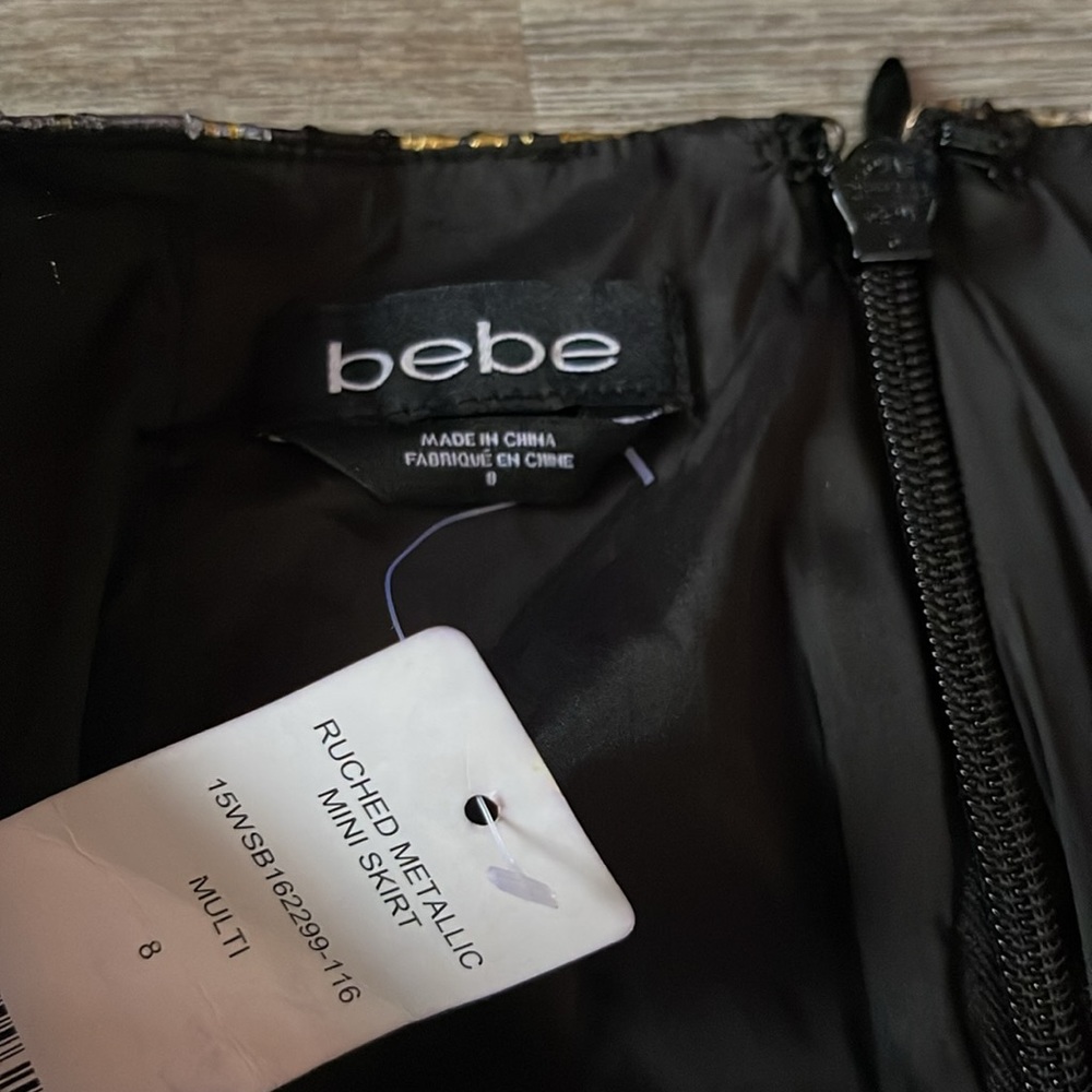 Bebe Ruched Metallic Mini Skirt Size 8 - Picture 8 of 15